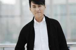 演员靳东的妻子是谁,揭秘娱乐圈低调的幸福生活